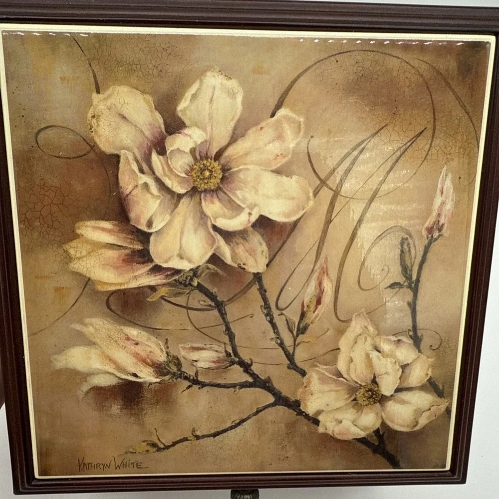 Kathryn White Wooden Jewel Box Beautiful Tri Coastal Floral Top Design